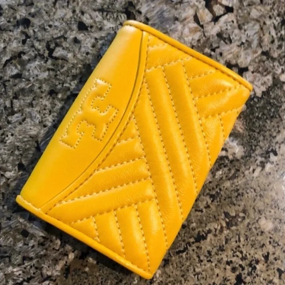 New Tory Burch leather wallet - Picture 2 of 4